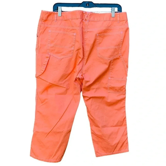 Moda International The Christine Fit women's size 16 peach capris - Picture 2 of 3